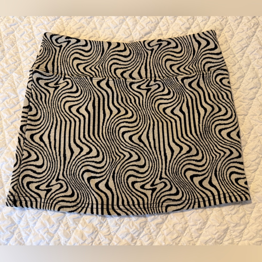 Urban Outfitters mini skirt Size XS